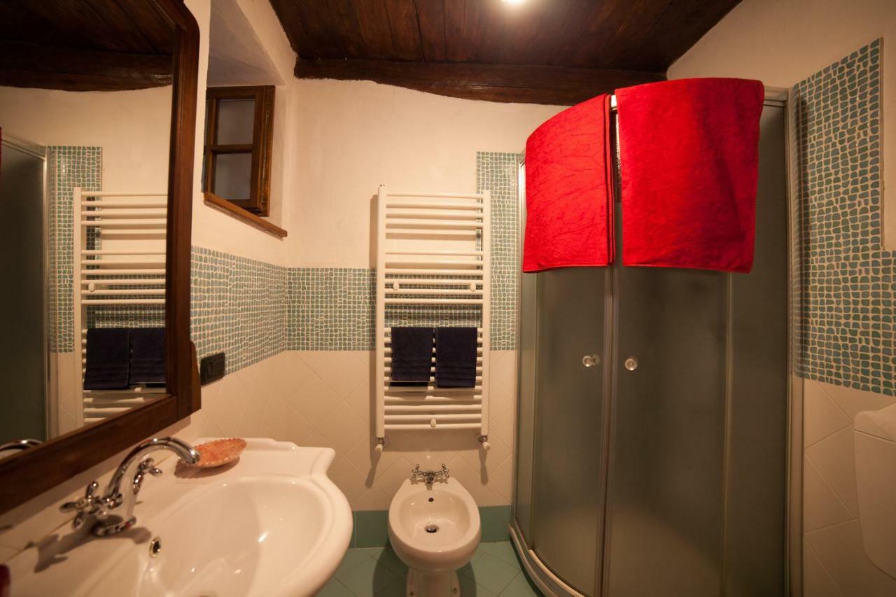 Appartement La Vecchia Casa Rosa à Cannero Riviera Extérieur photo