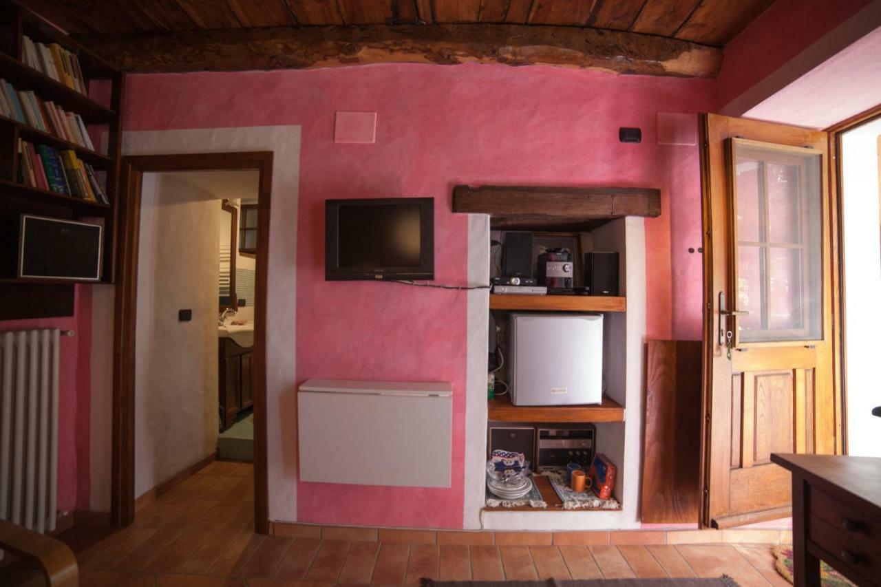 Appartement La Vecchia Casa Rosa à Cannero Riviera Extérieur photo